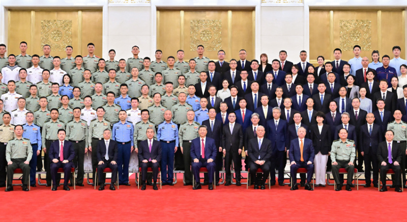 習(xí)近平親切接見中國人民抗日戰(zhàn)爭(zhēng)暨世界反法西斯戰(zhàn)爭(zhēng)勝利80周年紀(jì)念活動(dòng)籌辦工作各方面代表